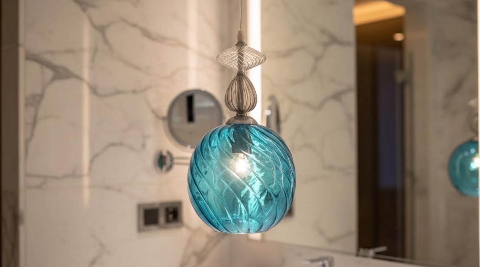 Swirl Ribbed Glass Light Fixture for Room Decor - Les Trois Pyramides